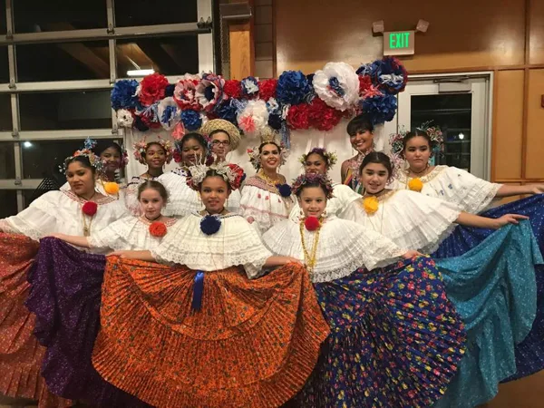 Raices Panamenas Folkloric Dance Group
